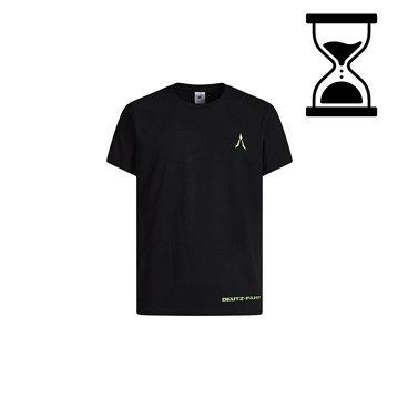 Mostrar detalles de Camiseta negra con logotipo bordado DEUTZ-FAHR Imagen de Camiseta negra con logotipo bordado DEUTZ-FAHR